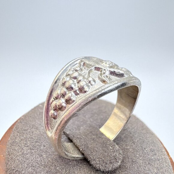 VTG Sterling Silver 925 Floral Grapevine Design Signet Style Ring Size 10 - Picture 2 of 8